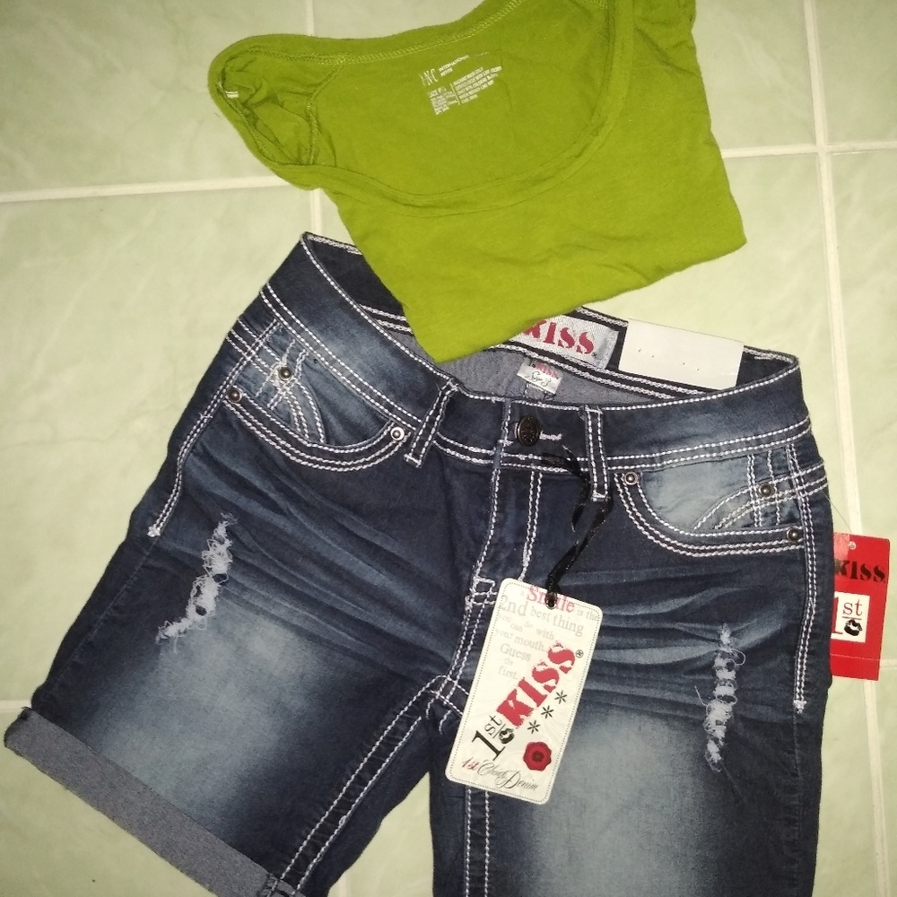 Nwt 1st kiss distressed faded denim shorts sz 3